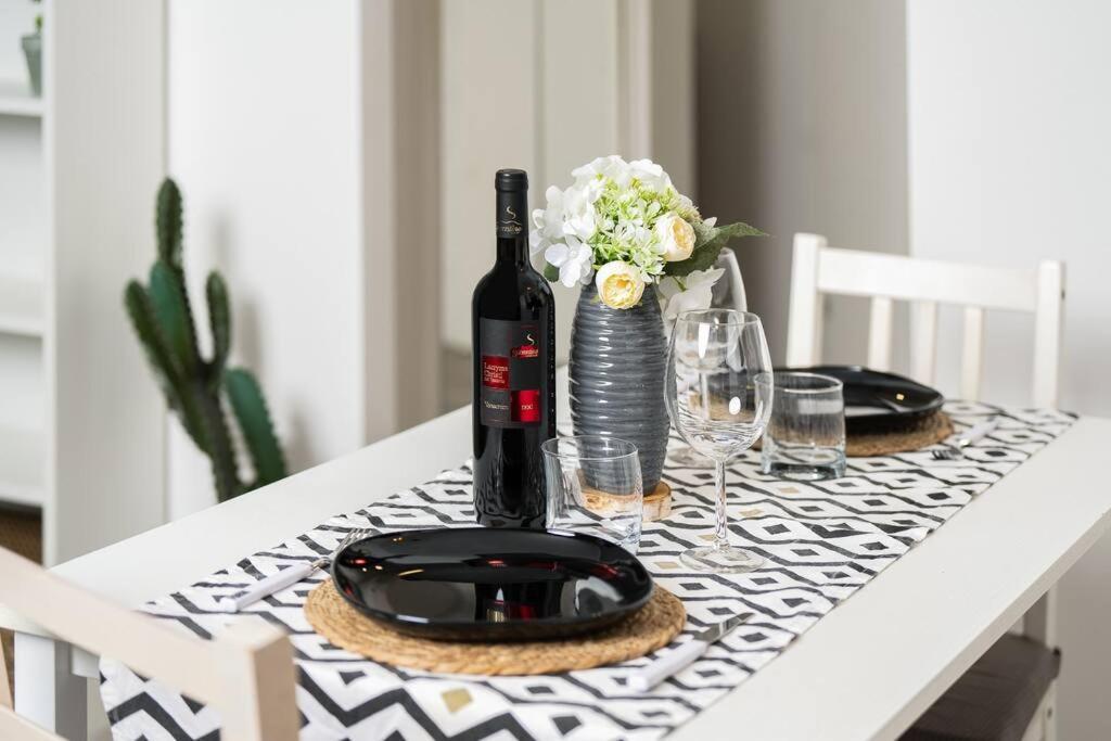 2 Minutes From Station-exclusive Open Space Appartement
